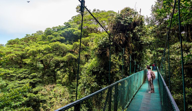 Costa Rica: the Perfect Destination for Solo Travelers