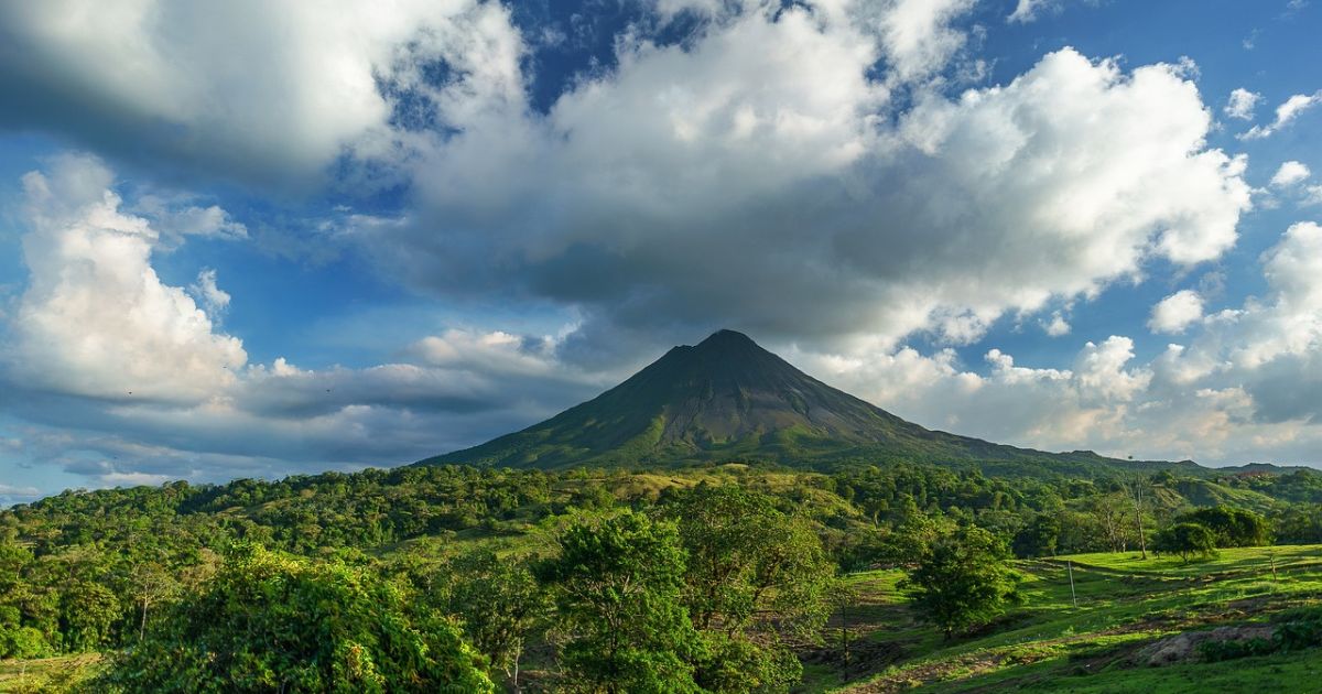 arenal volcano national park