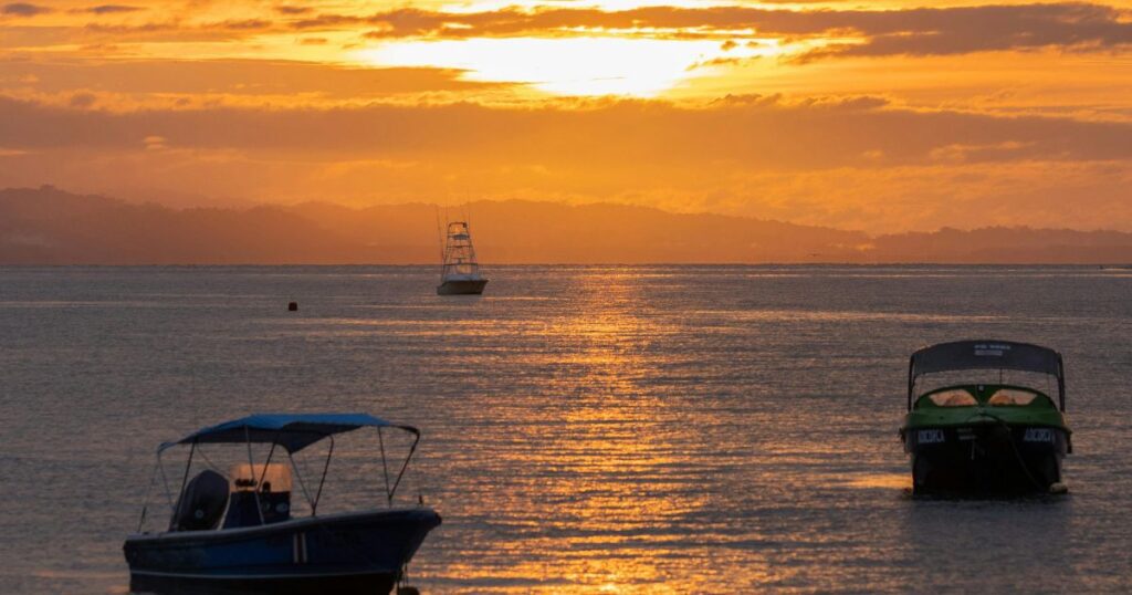 costa rica boat ride