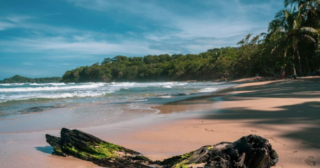 costa rica beach