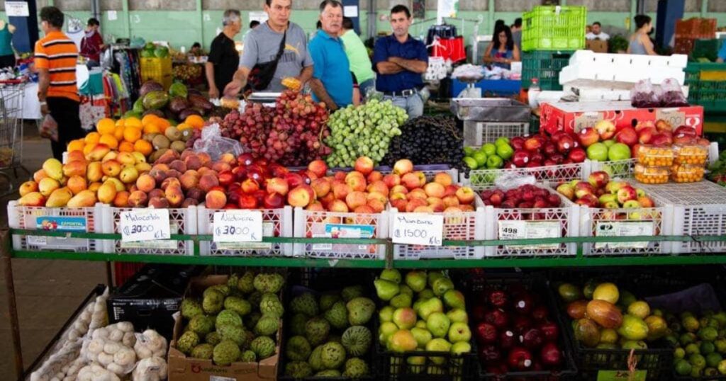 are things cheaper in costa rica