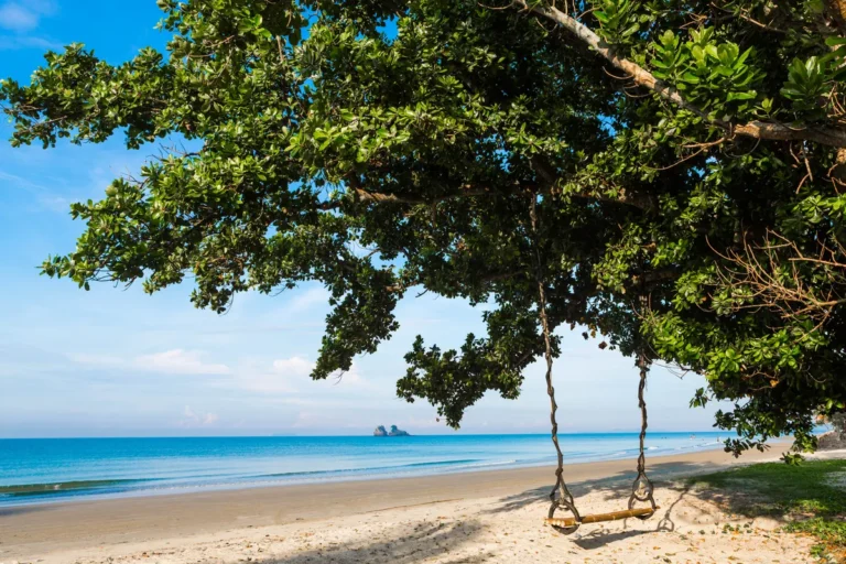 The Best Costa Rica Beach Towns for Every Type of Traveler