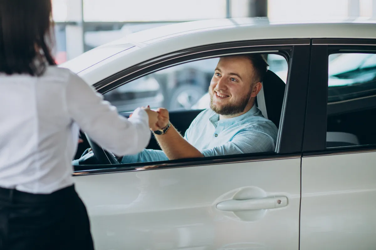 Why Escazú Avenue is the smartest car pickup spot?